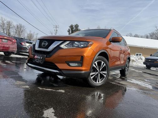 2020 Nissan Rogue SV