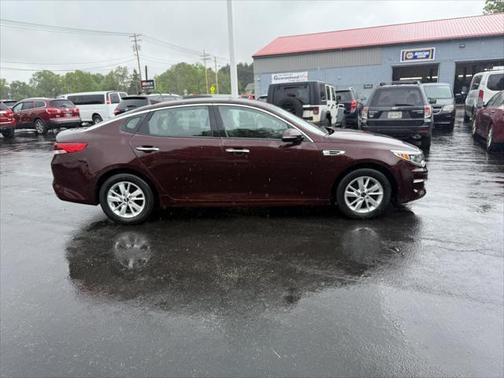 2017 Kia Optima LX