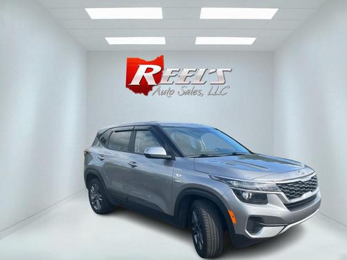 Gray 2021 Kia Seltos LX AWD