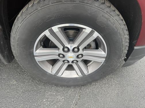 2017 Chevrolet Traverse 2LT