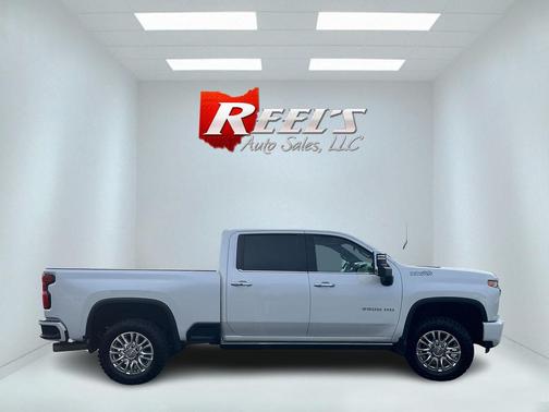 Iridescent Pearl Tricoat 2021 Chevrolet Silverado 2500 High Country