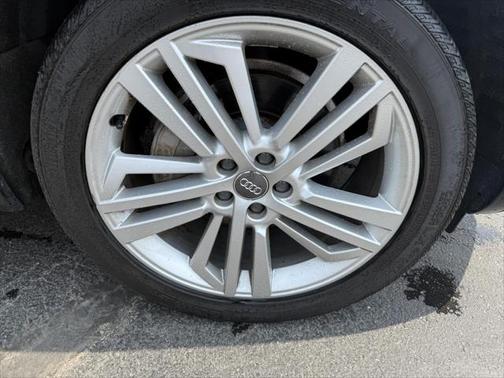 2018 Audi Q5 2.0T Premium Plus