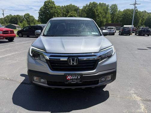 Lunar Silver Metallic 2018 Honda Ridgeline RTL-E