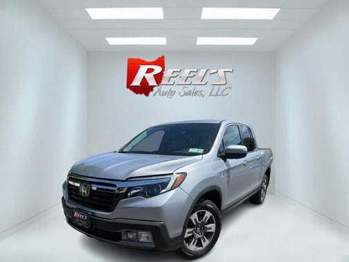 Lunar Silver Metallic 2018 Honda Ridgeline RTL-E