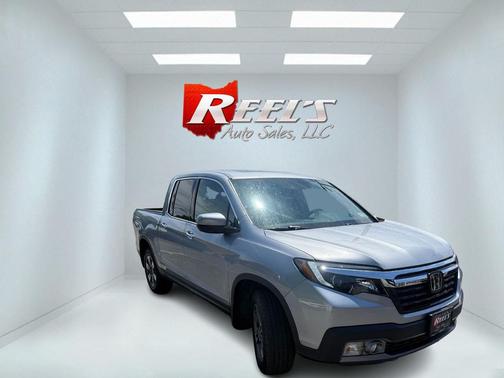 Lunar Silver Metallic 2018 Honda Ridgeline RTL-E