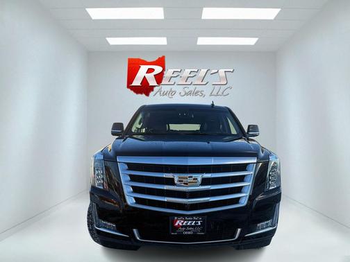 2018 Cadillac Escalade ESV Luxury