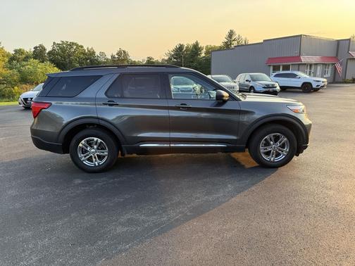 2020 Ford Explorer XLT AWD