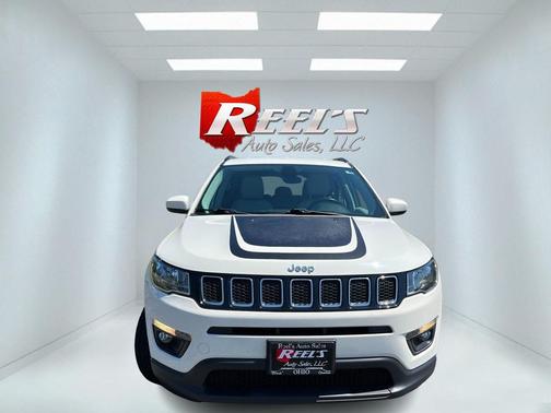 White Clearcoat 2018 Jeep Compass Latitude