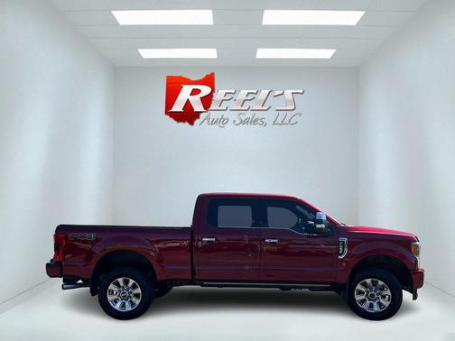 Ruby Red Metallic Tinted Clearcoat 2017 Ford F-250 Platinum