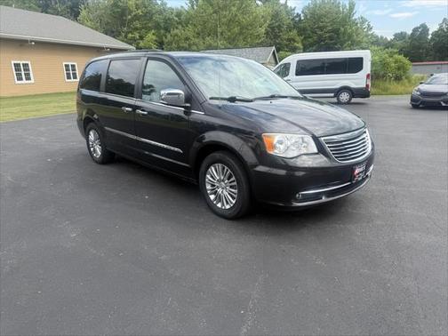 2015 Chrysler Town & Country Touring-L