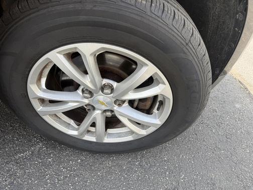 Nightfall Gray Metallic 2017 Chevrolet Equinox 1LT