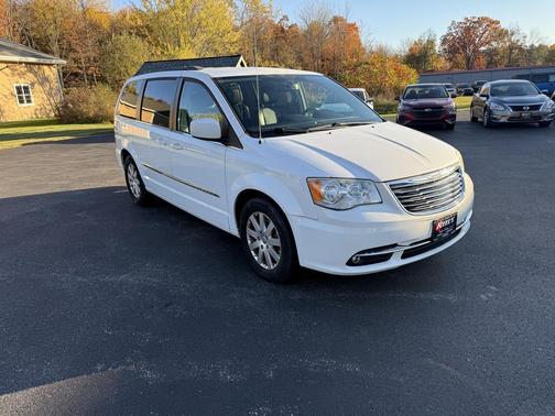 2015 Chrysler Town & Country Touring