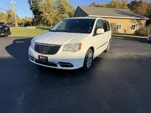 2015 Chrysler Town & Country Touring