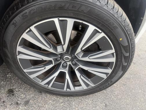 2020 Volvo XC90 T5 Momentum