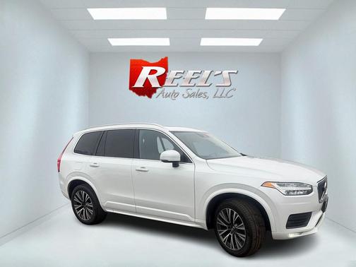 2020 Volvo XC90 T5 Momentum