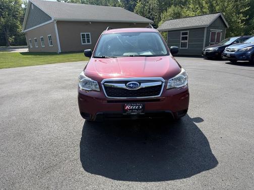 2015 Subaru Forester 2.5i