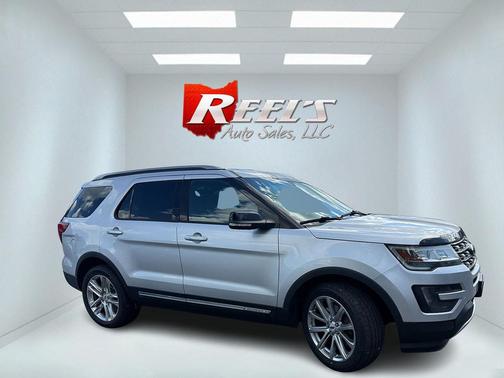 Ingot Silver Metallic 2016 Ford Explorer XLT