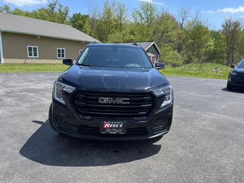 Ebony Twilight Metallic 2023 GMC Terrain SLE