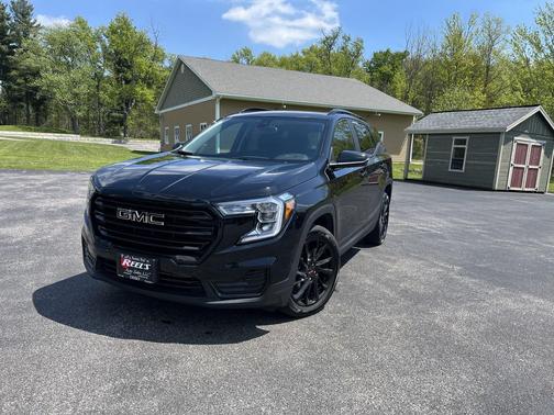 Ebony Twilight Metallic 2023 GMC Terrain SLE