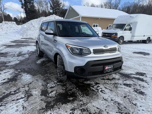 2017 Kia Soul Base