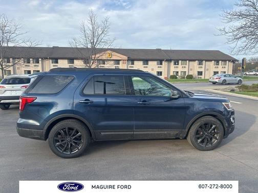 Blue 2017 Ford Explorer XLT