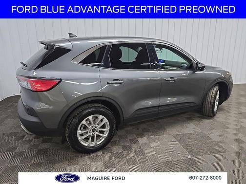 Gray Metallic 2022 Ford Escape SE