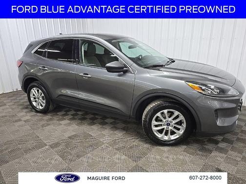 Gray Metallic 2022 Ford Escape SE