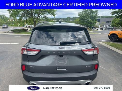 Gray Metallic 2022 Ford Escape SE