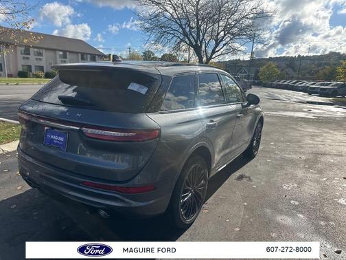 2025 Lincoln Corsair Reserve