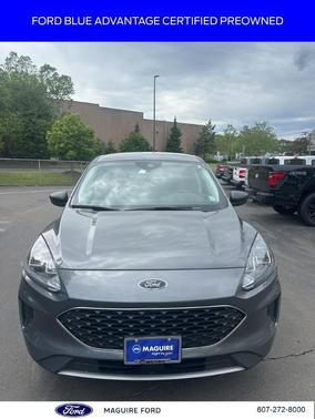 Gray Metallic 2022 Ford Escape SE