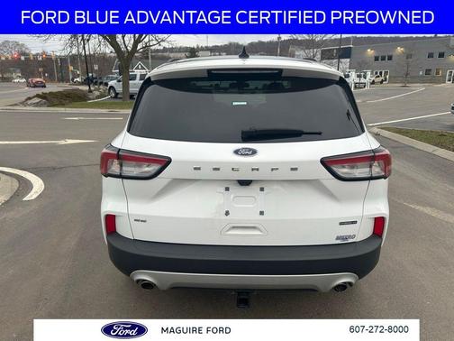 Oxford White 2021 Ford Escape SE