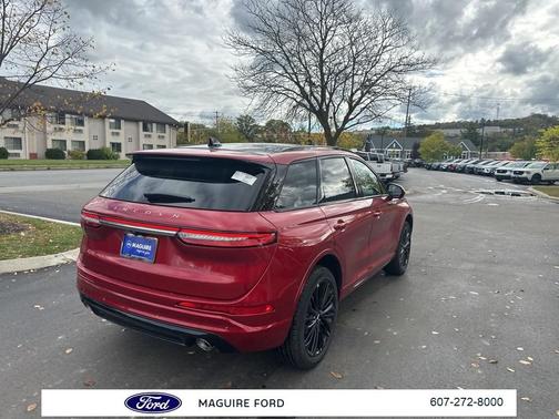 2025 Lincoln Corsair Premiere