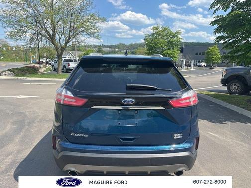 Green Metallic 2020 Ford Edge SEL