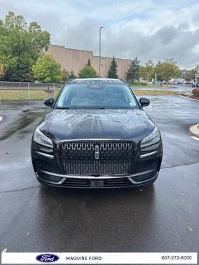 2025 Lincoln Corsair Premiere