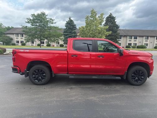 2020 Chevrolet Silverado 1500 Custom