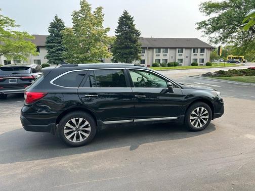 2019 Subaru Outback 3.6R Touring