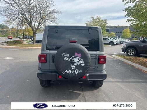 2023 Jeep Wrangler Sahara