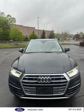 Manhattan Gray Metallic 2018 Audi Q5 2.0T Tech Premium