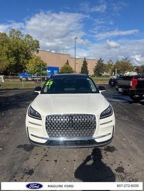 2025 Lincoln Corsair Premiere