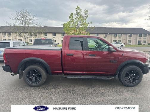 Delmonico Red Pearlcoat 2022 RAM 1500 Classic SLT