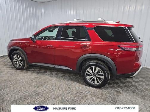 Scarlet Ember 2023 Nissan Pathfinder SL