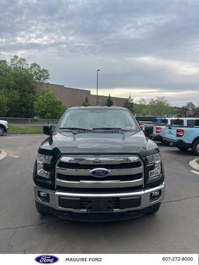 Green 2015 Ford F-150 Lariat