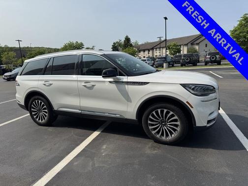 2022 Lincoln Aviator Standard AWD