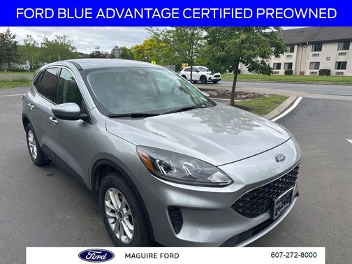 Silver Metallic 2021 Ford Escape SE