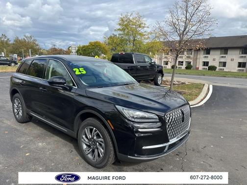 2025 Lincoln Corsair Premiere