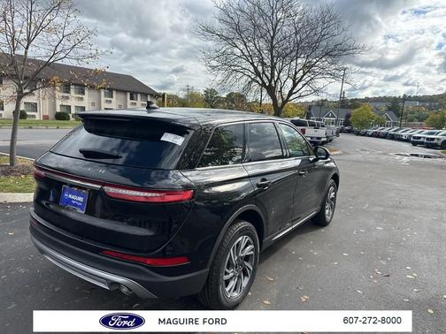 2025 Lincoln Corsair Premiere