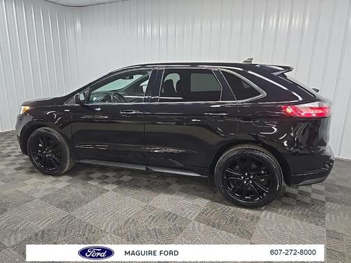 2022 Ford Edge ST Line