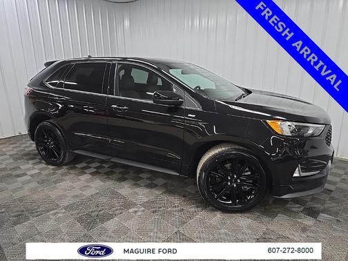 2022 Ford Edge ST Line