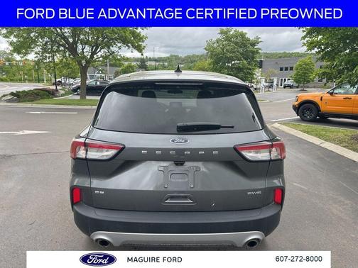 Gray Metallic 2022 Ford Escape SE
