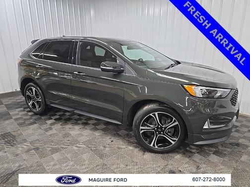2023 Ford Edge ST